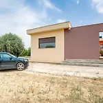 Belvilla By Oyo Dream With Private Pool